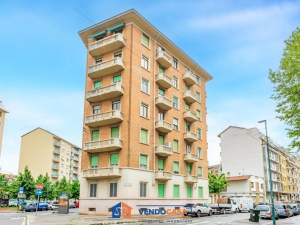 appartamento in vendita a Torino in zona Borgo San Paolo