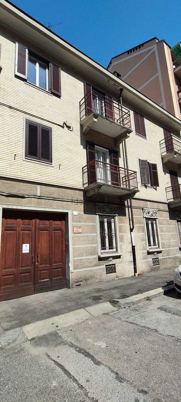appartamento in vendita a Torino in zona Millefonti