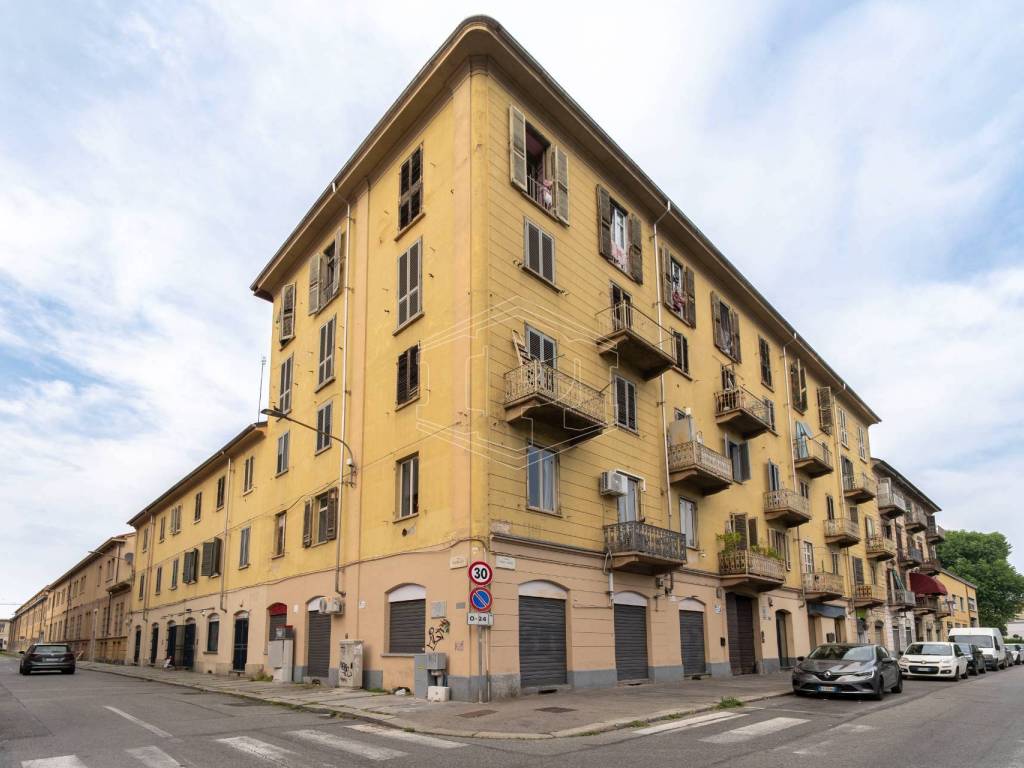 appartamento in vendita a Torino in zona Aurora