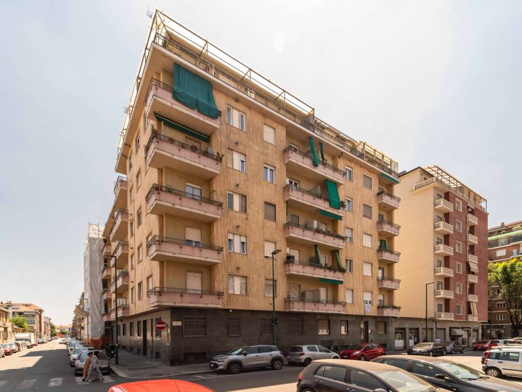 appartamento in vendita a Torino in zona Borgata Vittoria