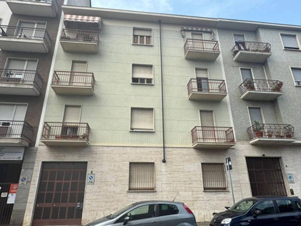 appartamento in vendita a Torino in zona Borgata Vittoria