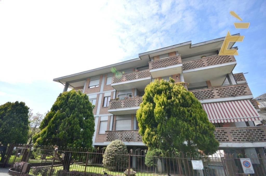 appartamento in vendita a Torino in zona Rosa