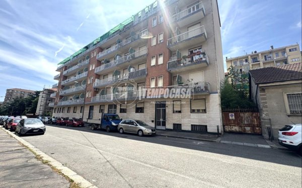 appartamento in vendita a Torino in zona Lingotto