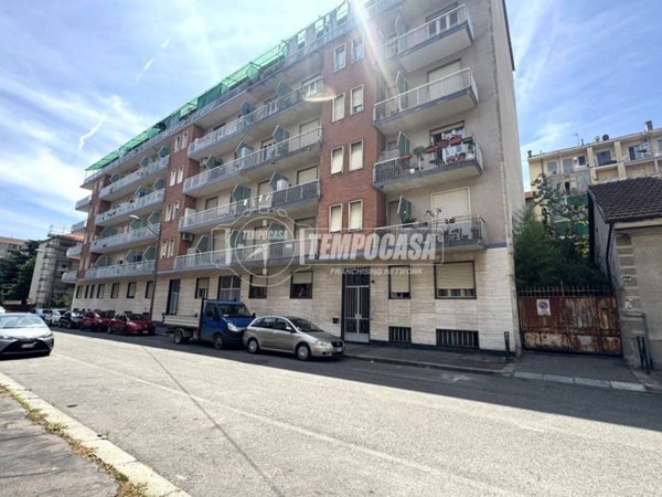 appartamento in vendita a Torino in zona Lingotto