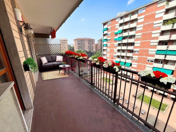 appartamento in vendita a Torino in zona Santa Rita