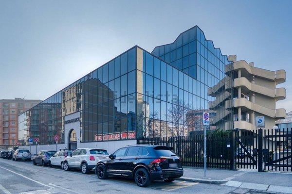 ufficio in vendita a Torino in zona Borgo San Paolo