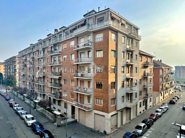 appartamento in vendita a Torino in zona Borgata Vittoria