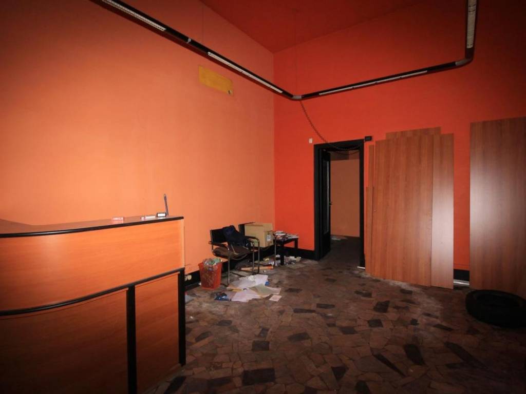 negozio in vendita a Torino in zona Madonna di Campagna