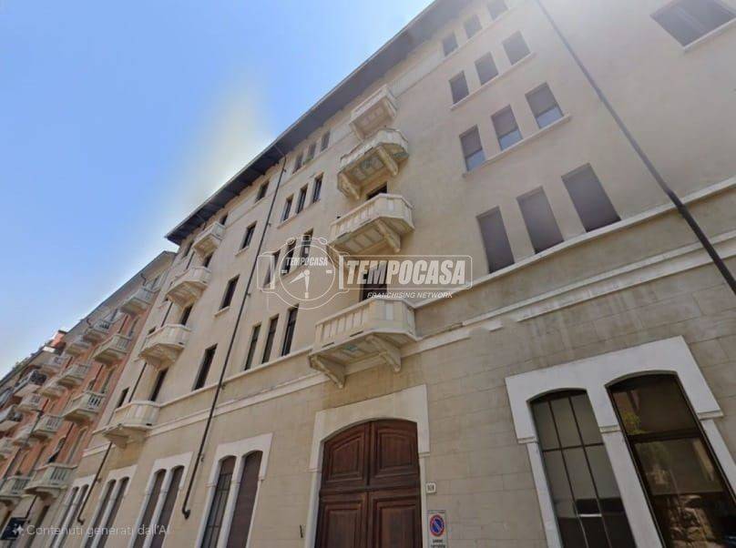 appartamento in vendita a Torino in zona San Salvario