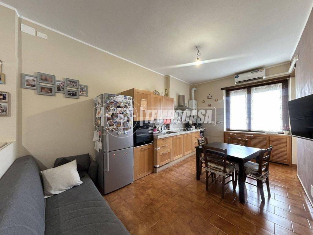 appartamento in vendita a Torino in zona Lucento