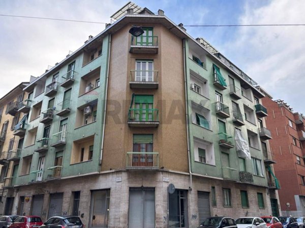 appartamento in vendita a Torino in zona San Salvario
