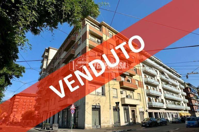 appartamento in vendita a Torino in zona Lingotto