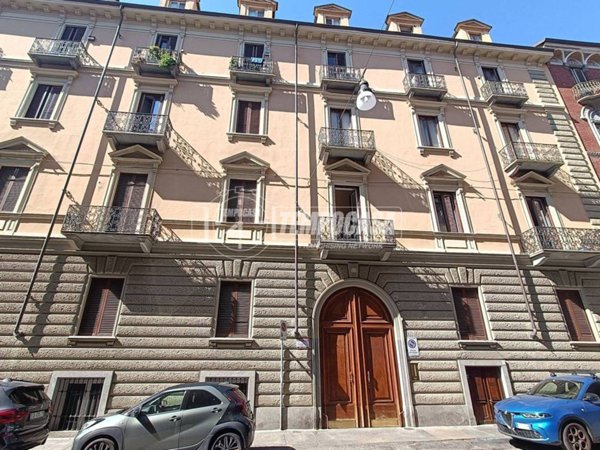 appartamento in vendita a Torino in zona Crocetta