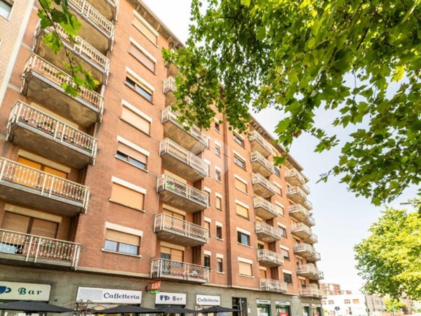 appartamento in vendita a Torino in zona Borgata Vittoria