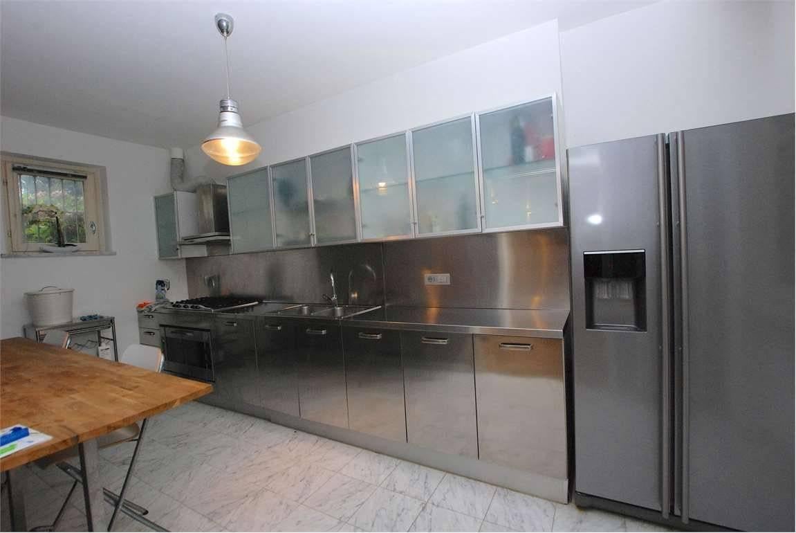 casa indipendente in vendita a Torino in zona Superga
