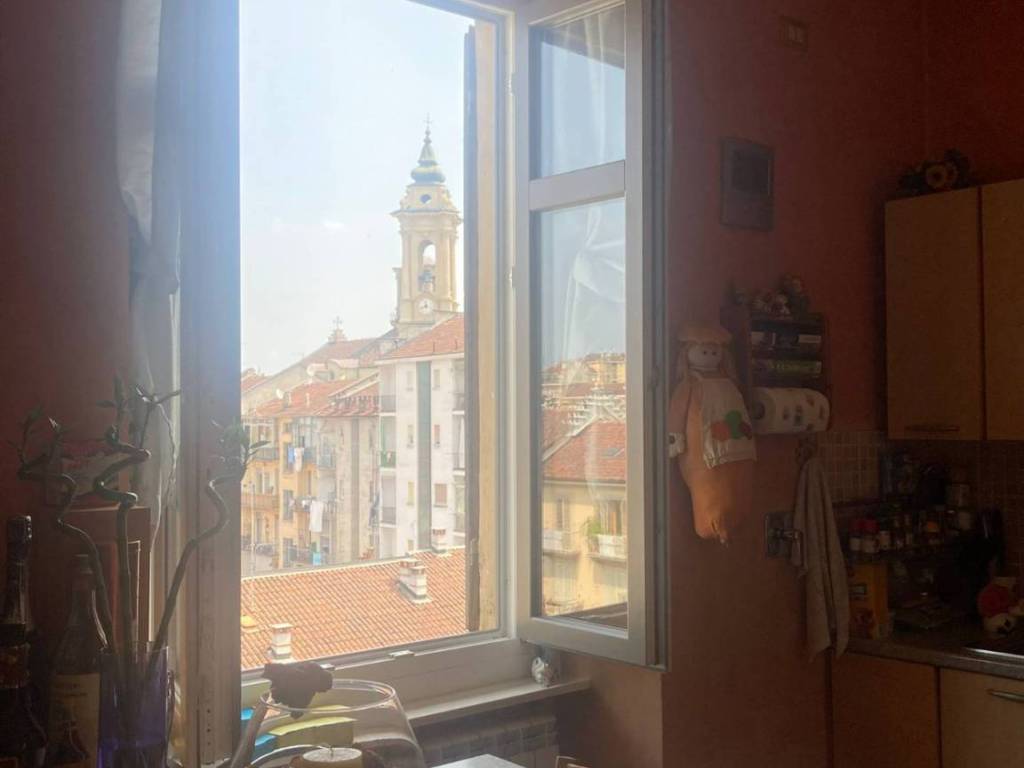 appartamento in vendita a Torino in zona Campidoglio