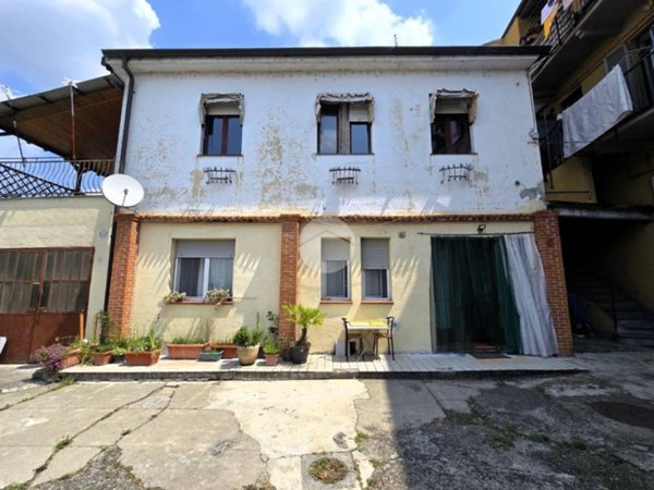 appartamento in vendita a Torino in zona Barca