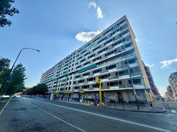 appartamento in vendita a Torino in zona Millefonti