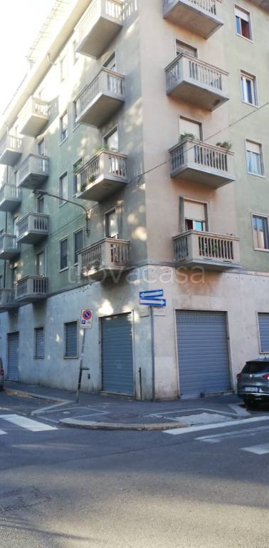 appartamento in vendita a Torino in zona Aurora