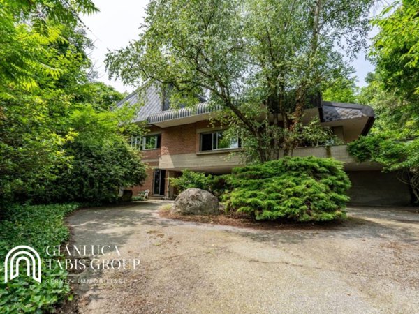 casa indipendente in vendita a Torino in zona Superga