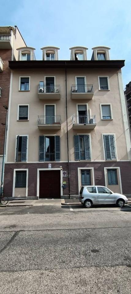 appartamento in vendita a Torino in zona Borgo San Paolo
