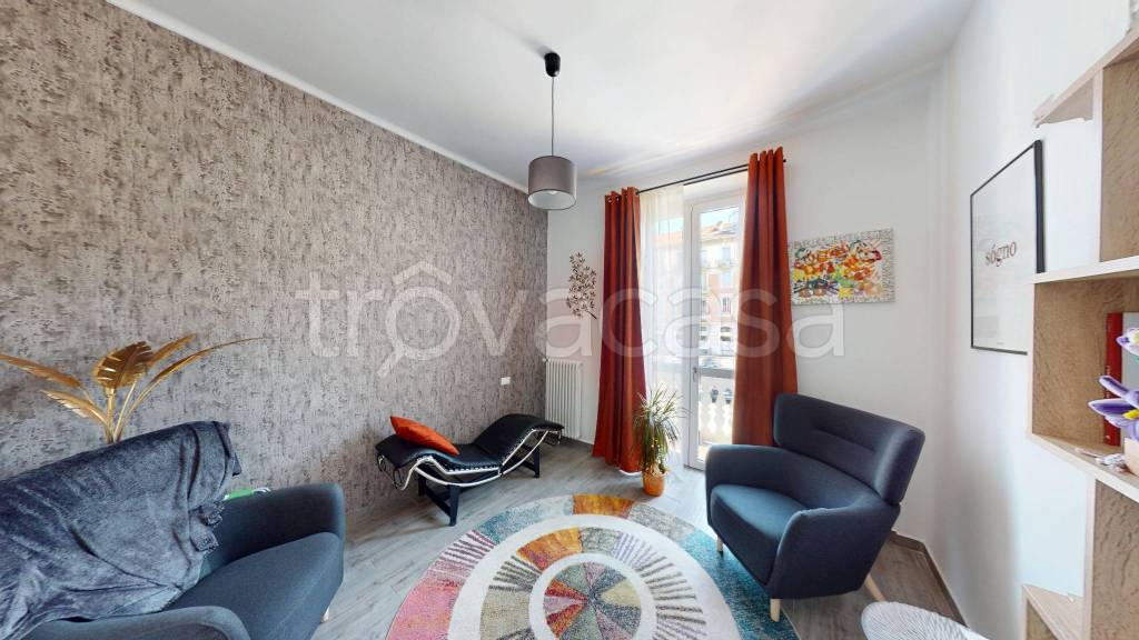 appartamento in vendita a Torino in zona Rosa