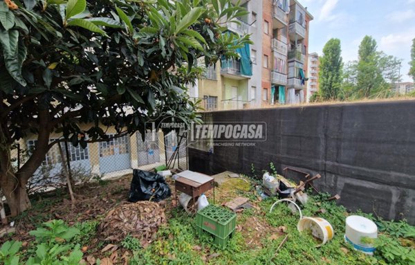 casa indipendente in vendita a Torino in zona Mirafiori Nord