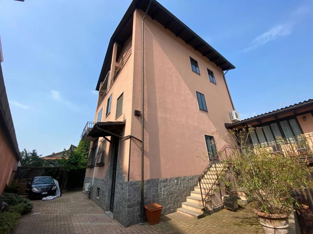 appartamento in vendita a Torino in zona Mirafiori Sud