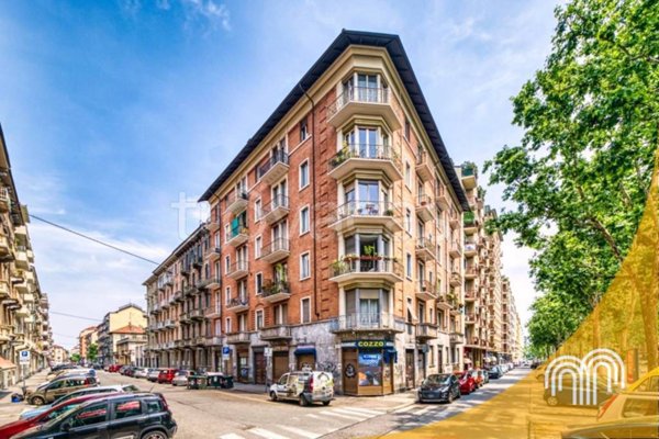 appartamento in vendita a Torino in zona Cit Turin