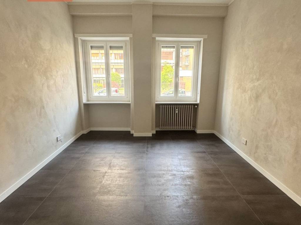 ufficio in vendita a Torino in zona Cit Turin