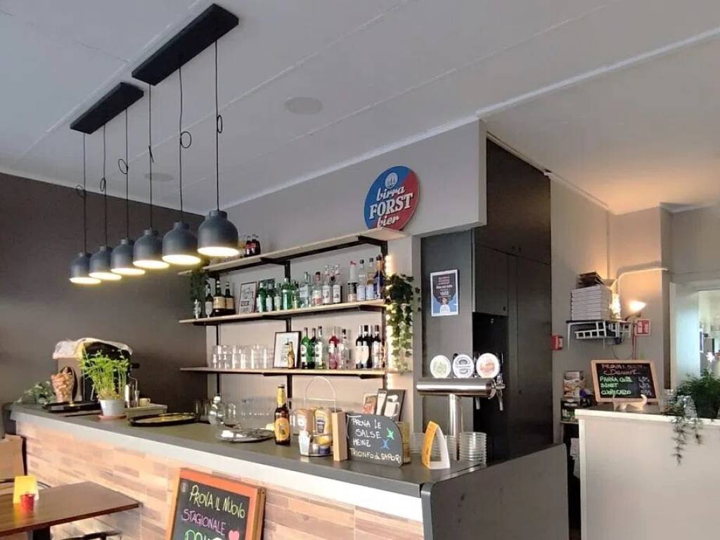 negozio in vendita a Torino in zona Santa Rita
