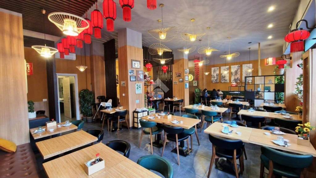 negozio in vendita a Torino in zona Pozzo Strada