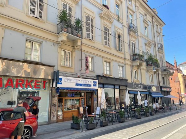 negozio in vendita a Torino in zona Centro Storico