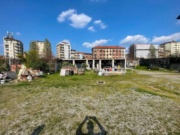 terreno agricolo in vendita a Torino in zona Borgata Vittoria