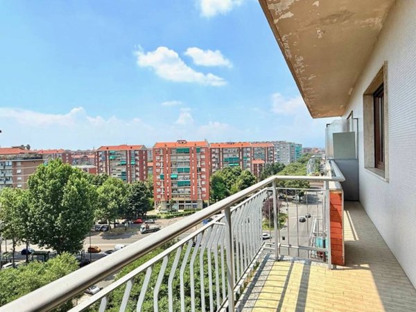 appartamento in vendita a Torino in zona Santa Rita