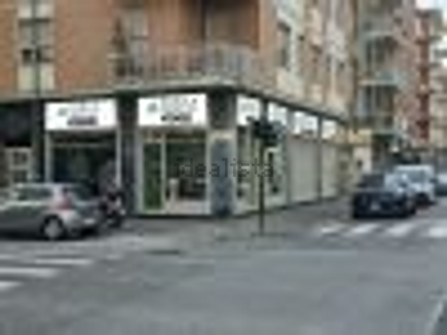 negozio in vendita a Torino in zona Borgo San Paolo