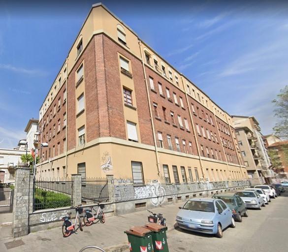 pentavano in vendita a Torino