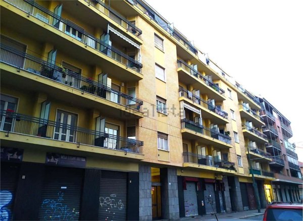 appartamento in vendita a Torino in zona Borgata Vittoria