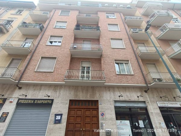 appartamento in vendita a Torino in zona Cenisia