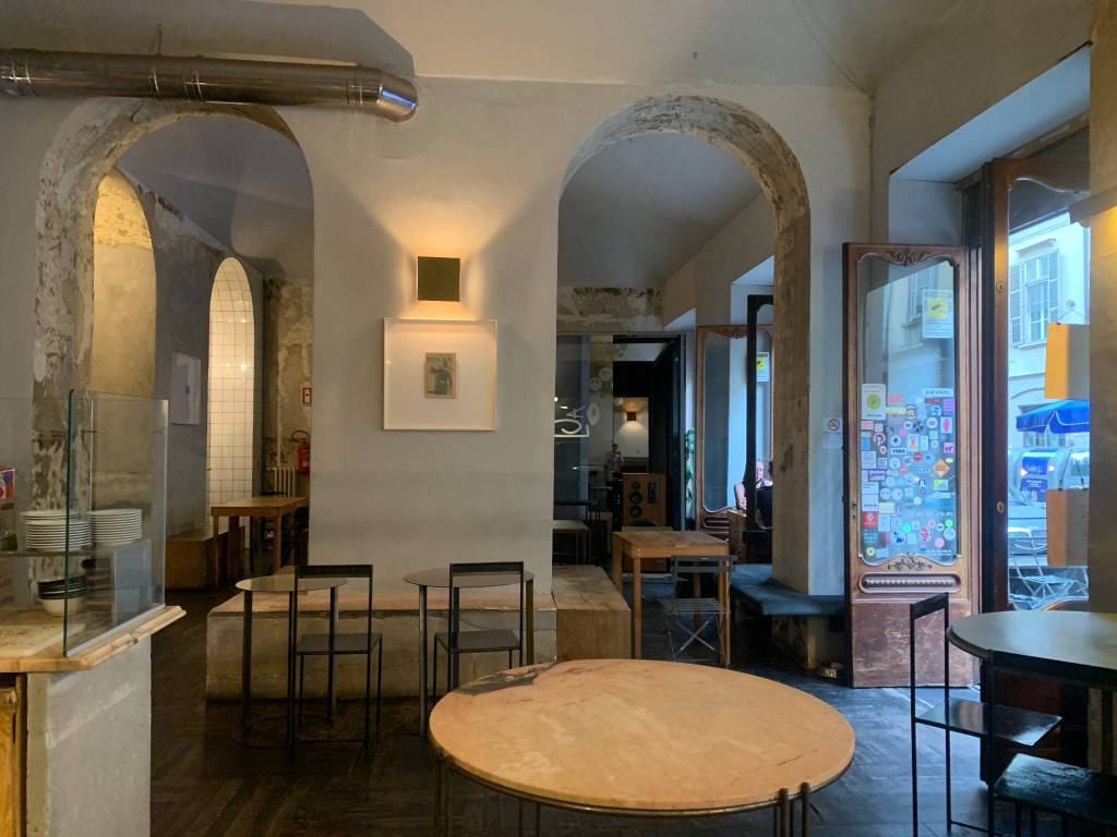 negozio in vendita a Torino in zona San Salvario