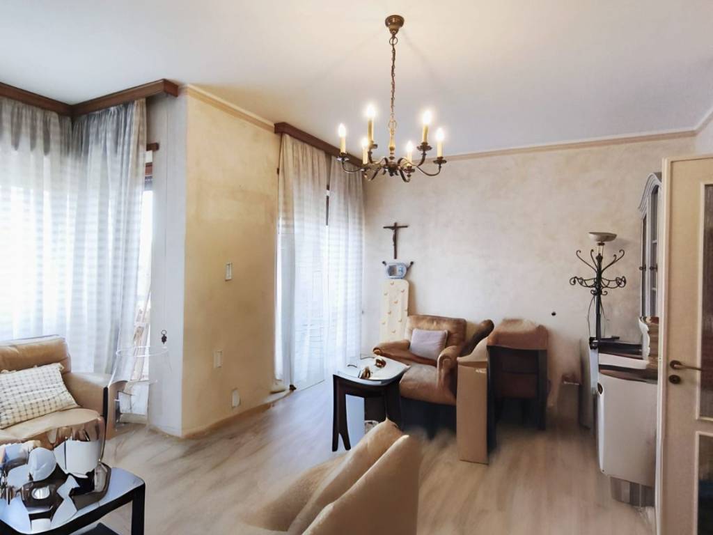 appartamento in vendita a Torino in zona Santa Rita