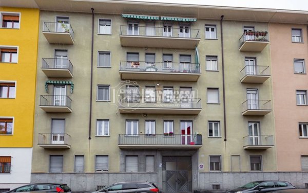 appartamento in vendita a Torino in zona Parella
