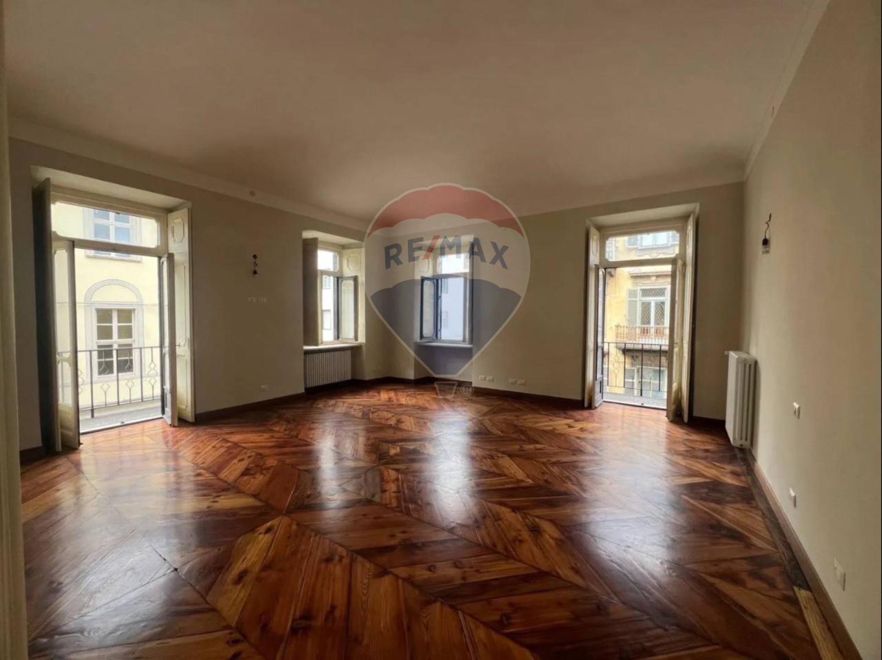appartamento in vendita a Torino in zona Crocetta