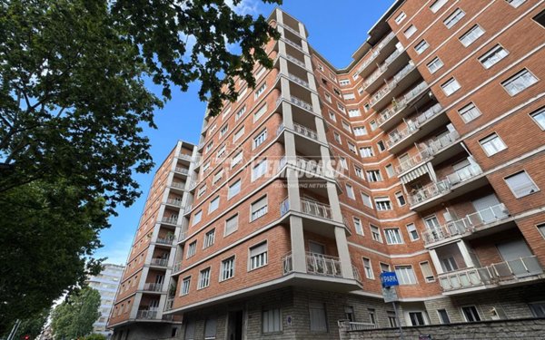 appartamento in vendita a Torino in zona Crocetta