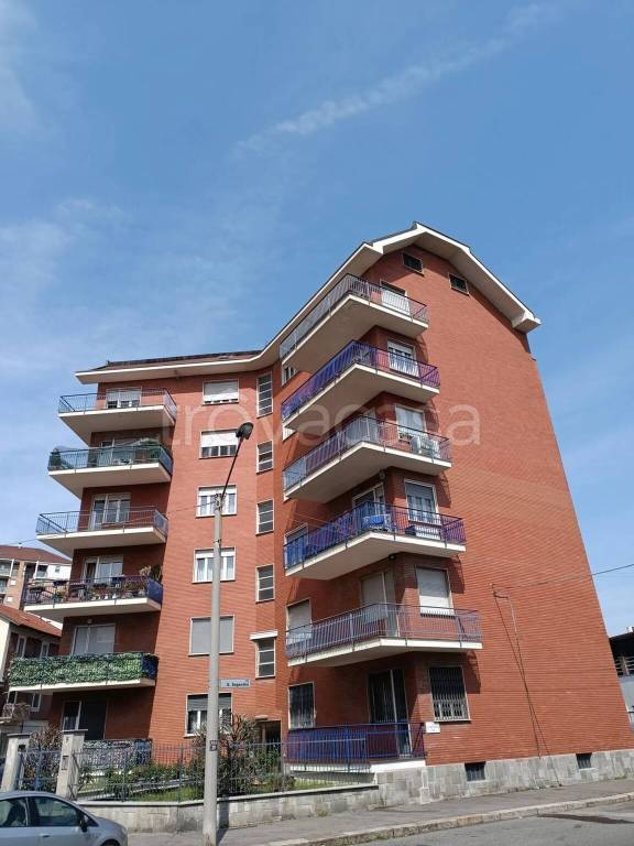 appartamento in vendita a Torino in zona Lucento