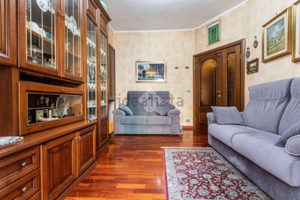 appartamento in vendita a Torino in zona Borgata Vittoria