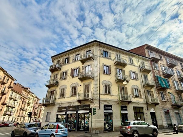 appartamento in vendita a Torino in zona Cenisia