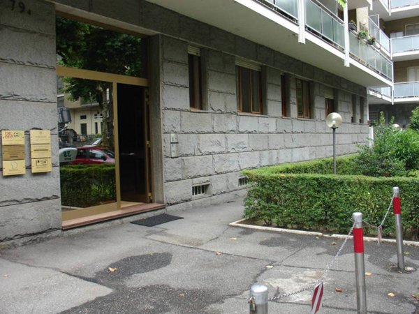 appartamento in vendita a Torino in zona Cit Turin