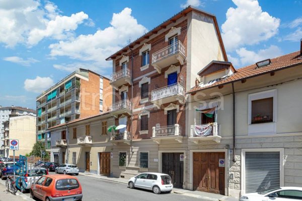 appartamento in vendita a Torino in zona Borgata Vittoria