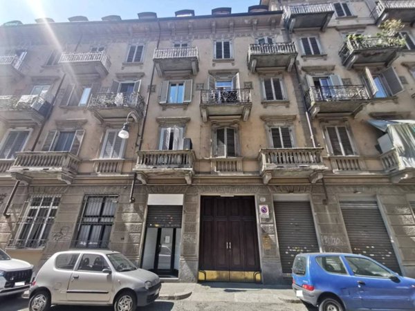 appartamento in vendita a Torino in zona Cenisia